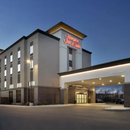 Hampton Inn & Suites St. Louis/Alton