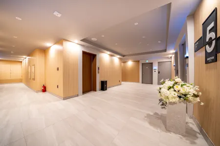 Boston Hotel, Buwon-Dong, Gimhae Отели в г. Кимхэ