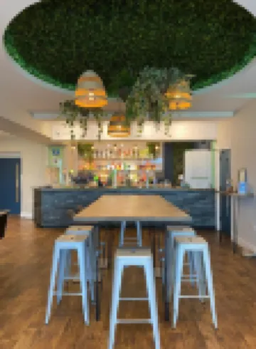 Oceanside Lifestyle Hotel - 2-Star