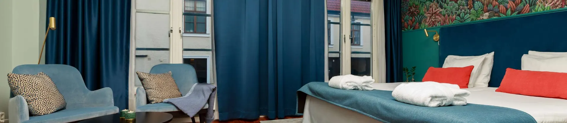 Four-Star Hotels