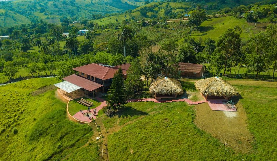 Villas del Lago Lake Resort & Campground - Housity