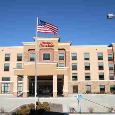 Hampton Inn & Suites St. Cloud Hotel Exterior