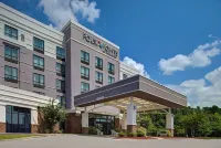 Four Points by Sheraton Birmingham Homewood Hotels near City Gear