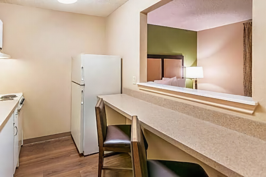 Extended Stay America Suites - Tulsa - Midtown