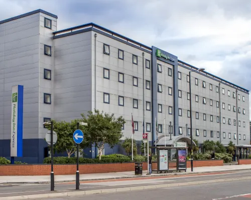 Holiday Inn Express LONDON-ROYAL DOCKS, DOCKLANDS by IHG Hotels near London Velopark