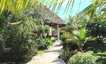 Watamu Villa with Service Personnel