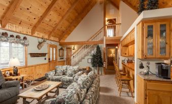 Chalet House #2003 by Big Bear Vacations - Housity