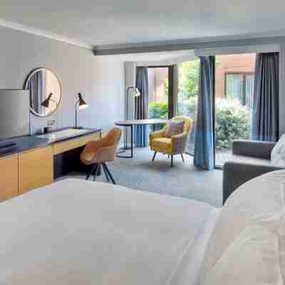 DoubleTree by Hilton Manchester Airport Rooms