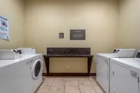 Best Western Plus Monica Royale Inn  Suites - Wifi