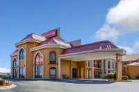 Econo Lodge Hotels in Henderson County