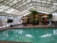Best Western Okemos/East Lansing Hotel  Suites - Pools