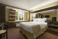 Microtel Inn & Suites by Wyndham Columbia/Fort Jackson N Hotels in Dentsville
