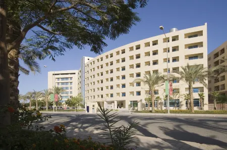 Swiss Inn Teda Hotel & Aqua Park Отели в г. Ataqah