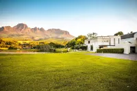 웨버스버그 Raithby 호텔