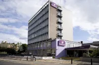 Premier Inn London Putney Bridge Hotels in London