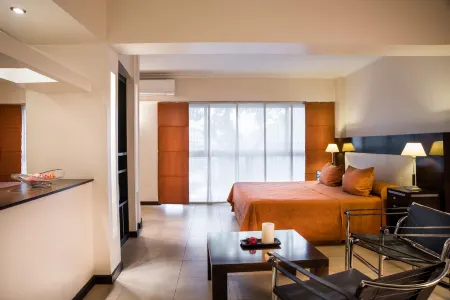 Montañas Azules Apart Hotel Отели рядом с достопримечательностью «Университет Насьональ де Куйо»