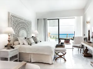 Abaton Island Resort & Spa