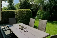 Holiday Home ‘Urlaubsruhe’ (6 p.) Near Lake Lauwersmeer - No Pets Hotels near De Eendragt