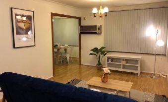 Campbelltown Holiday Home 3 Bed & Parking