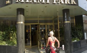 Aparthotel Miami Park