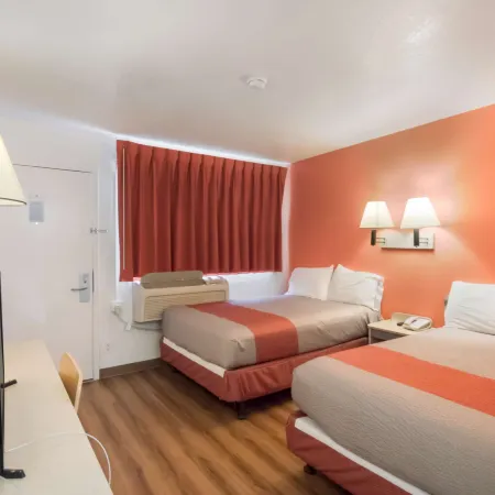 Motel 6 Moses Lake, WA