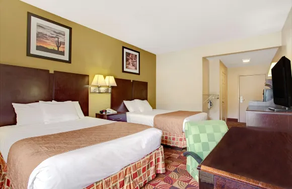 理奇蘭戴斯套房酒店