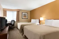 Travelodge by Wyndham Toronto East Hotels near Scarborough