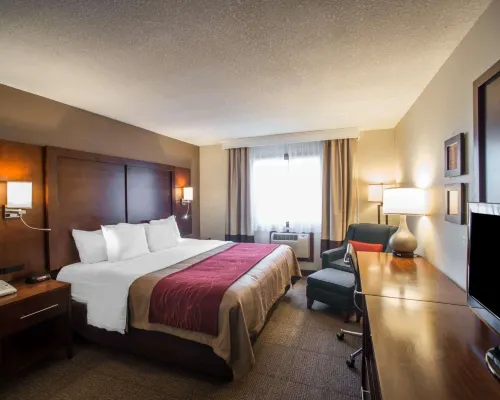 Quality Inn & Suites Boonville - Columbia Hotels in Cooper County