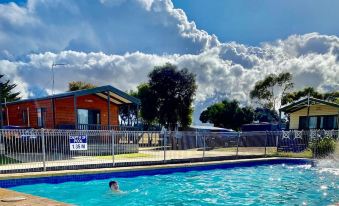 Geelong Surfcoast Hwy Holiday Park