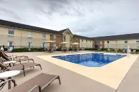 Comfort Inn Lancaster at Rockvale - Pools