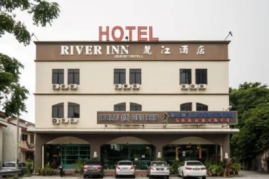 River Inn Hotel Hotels near Terminal Feri Butterworth