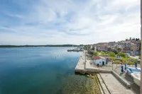Apartments Sea View - Sunrise and Maremonte - Airport Shuttle