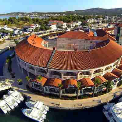 Marina Frapa Resort Rogoznica Hotel Exterior