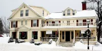 The Kennebunk Inn Hotels near Wedding Cake House