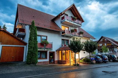 Hotel Klosterbräustuben Hotel di Oberharmersbach