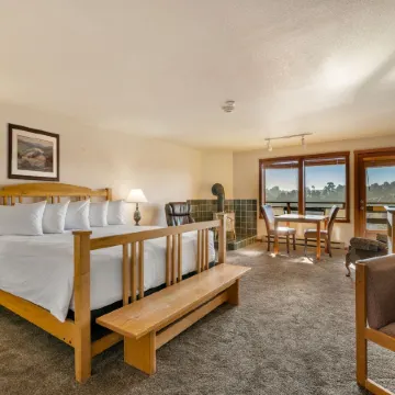 Harbor Lite Lodge