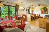 Hotel Garni Zeranka Hôtels à : Traunstein