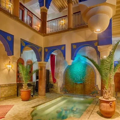 RIAD KENZO Các khách sạn gần Khu Công nghệ cao