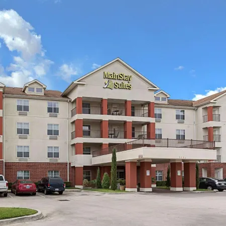 MainStay Suites Texas Medical Center/Reliant Park Отели рядом с достопримечательностью «Станция скоростного трамвая "Драйден/ТМС"»