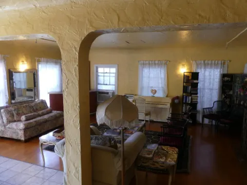 Hotel del Flores Отели рядом с достопримечательностью «Родео Драйв»