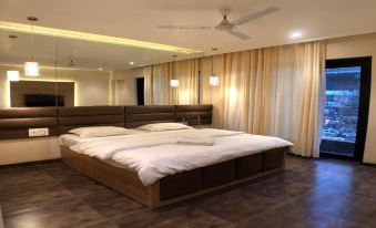 Solitaire Hotel