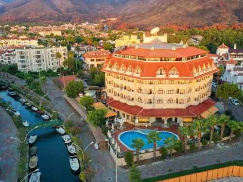 Fortuna Beach Hotel - Bjergudsigt