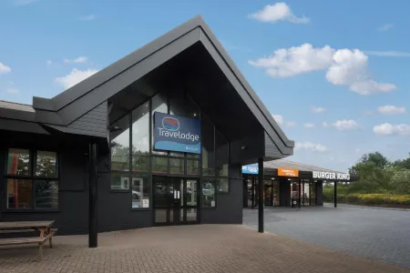 Travelodge Bangor Отели в г. Пеншер