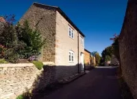 The Crewe Arms Hotels in Biddlesden