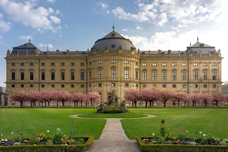 Hotel & Restaurant Ritter Jörg Отели в г. Тайльхайм