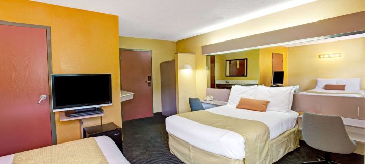 Microtel Inn & Suites by Wyndham Gatlinburg Hotéis em Sevier County