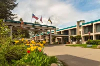Prestige Riverside Lodge Hotels in Quesnel