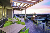 Home2 Suites by Hilton Terre Haute - 3 stjerner
