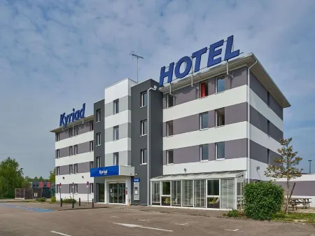 Kyriad Rouen Sud - Val de Reuil Отели рядом с достопримечательностью «Museum of Louviers»