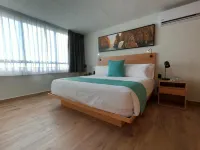 Sunrock Hotel & Suites Hotels near Apex Ocean Divers